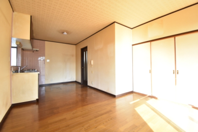 ���r���O ���r���O