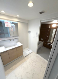 ���ʑ�E���ʏ� -