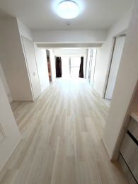 ���r���O -