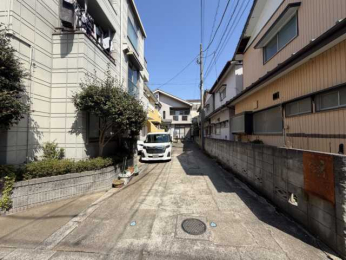 �O�ʓ��H�܂ތ��n�ʐ^ ������4���̑O�ʈʒu�w�蓹�H