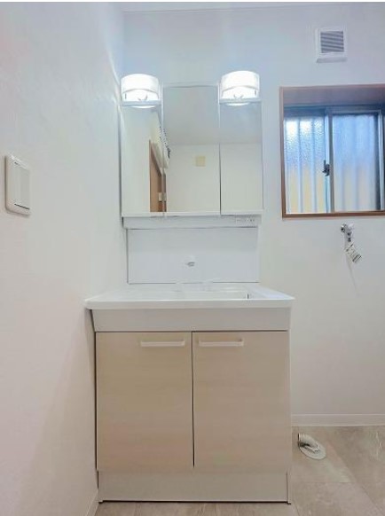 ���ʑ�E���ʏ� -