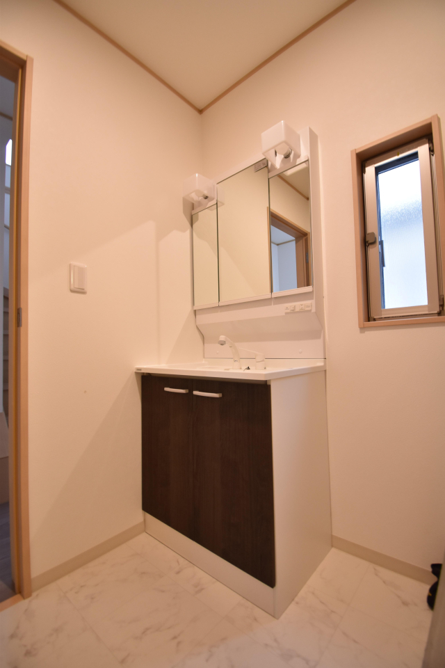 ���ʑ�E���ʏ� -